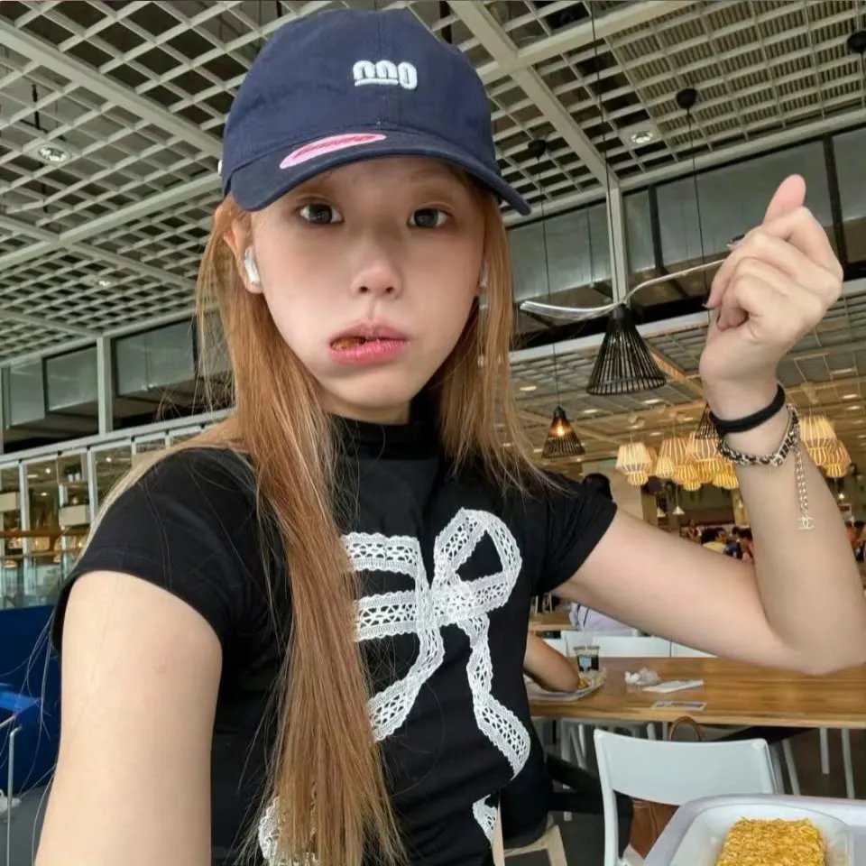 黑色达摩